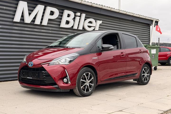 Rød Toyota Yaris fra 2019