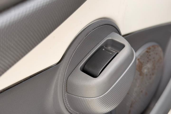 Hvid Toyota Aygo fra 2009