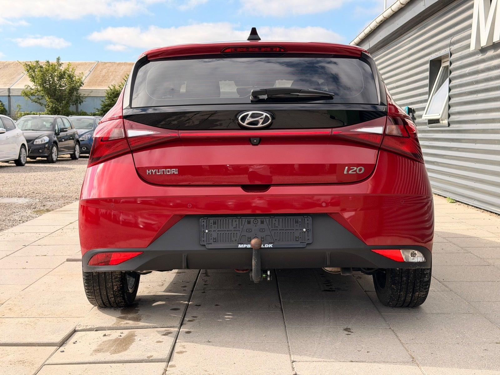 Grå Hyundai i20 fra 2022