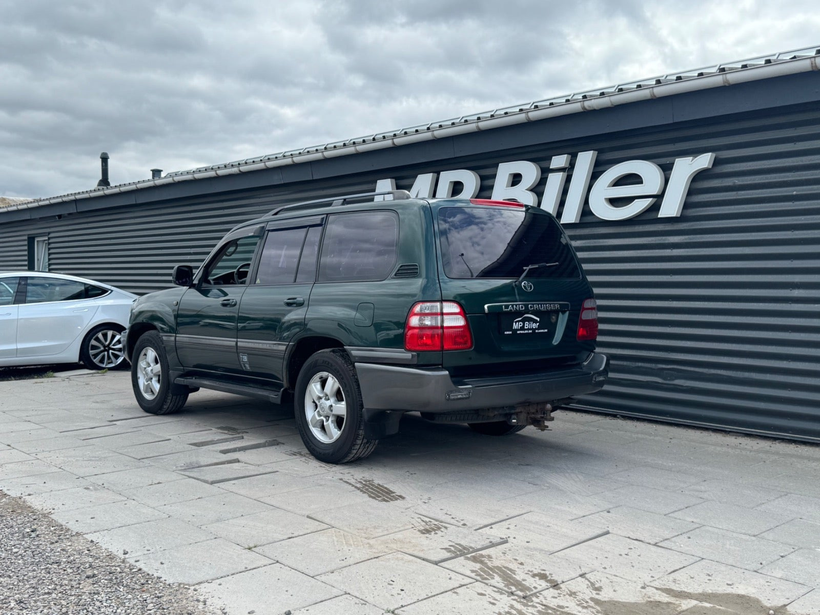 Grøn Toyota Land Cruiser fra 2004