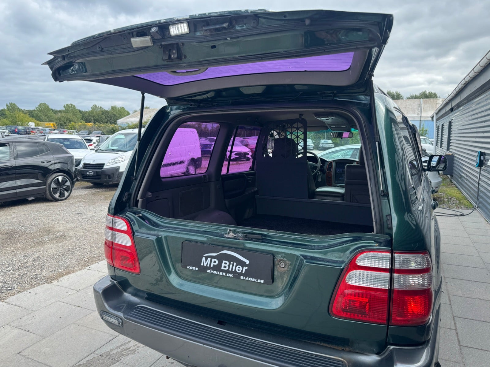 Grøn Toyota Land Cruiser fra 2004