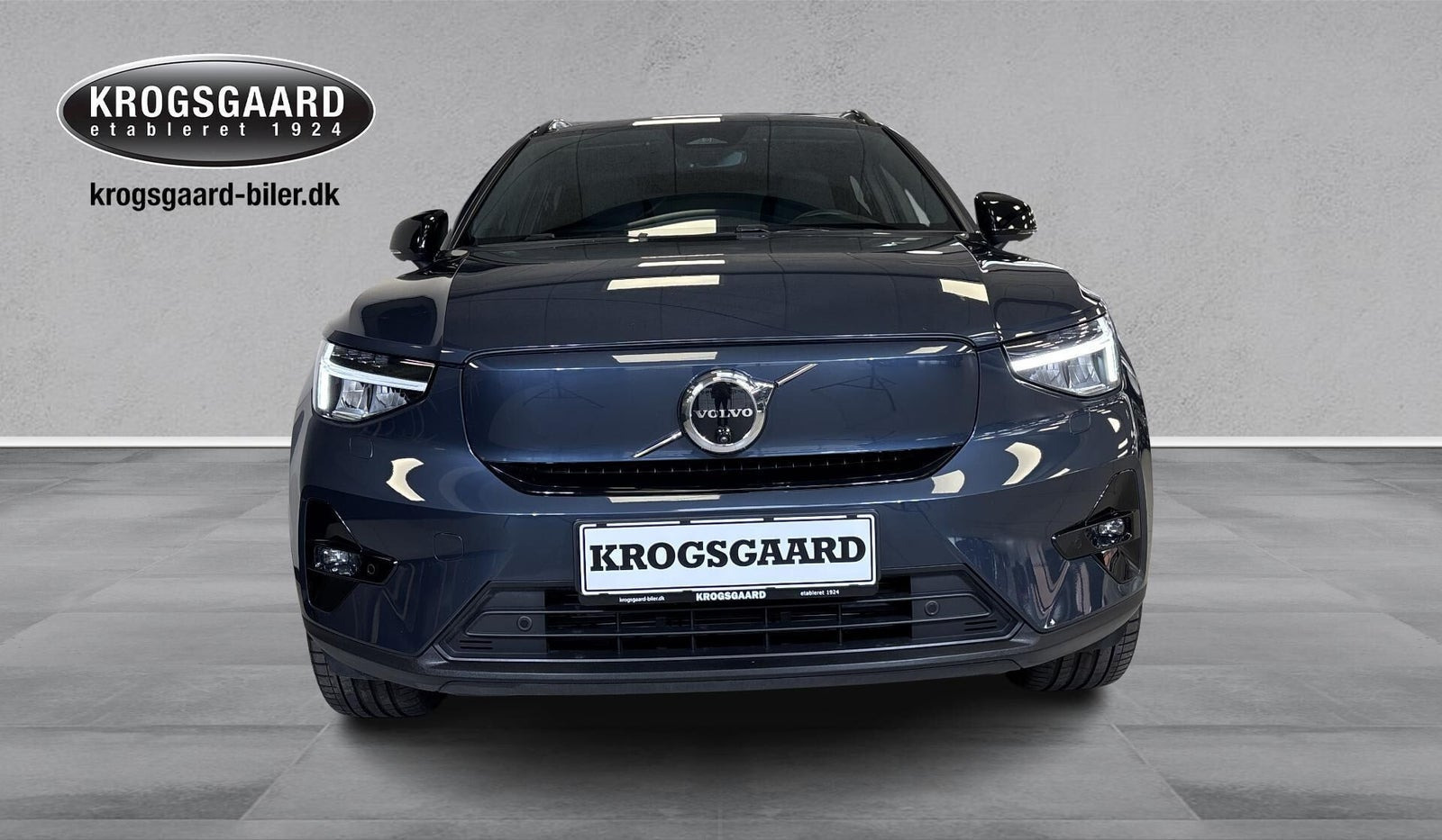 Blå Volvo EX40 fra 2025