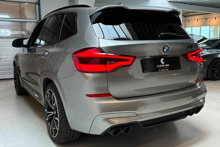 Grå BMW X3 fra 2020