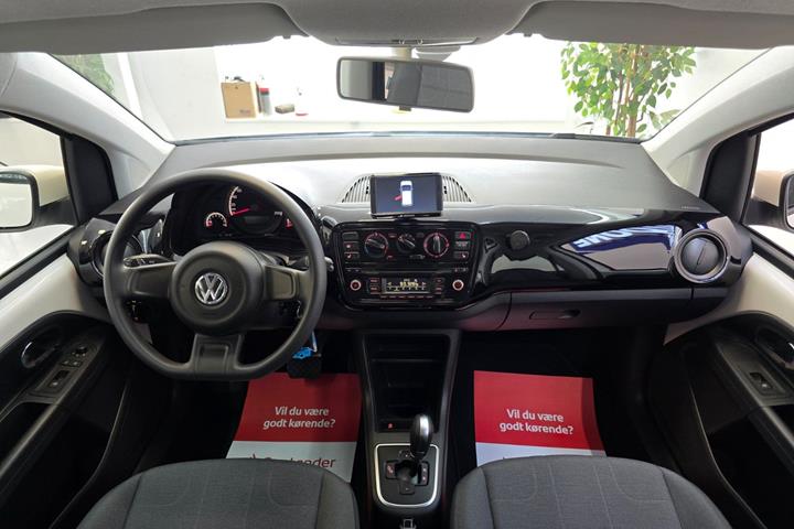 Hvid VW UP! fra 2013