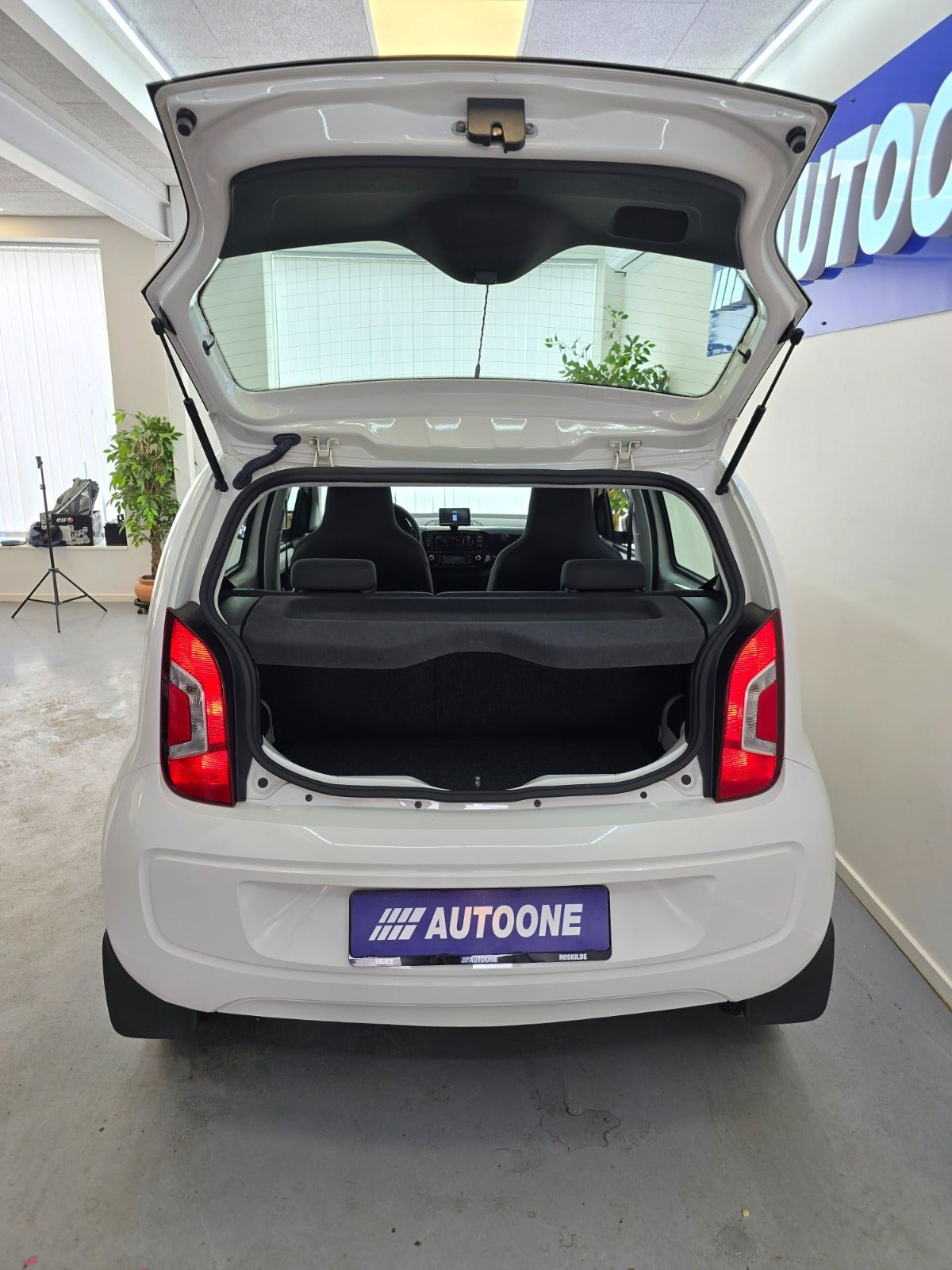 Hvid VW UP! fra 2013