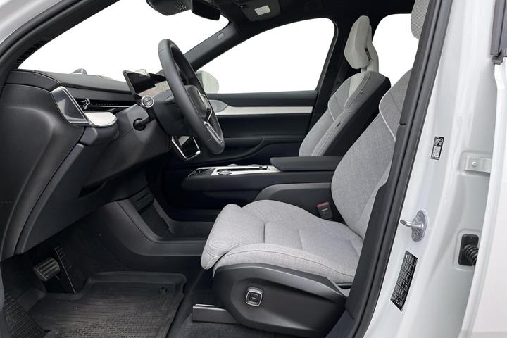 Hvid Volvo EX90 fra 2025