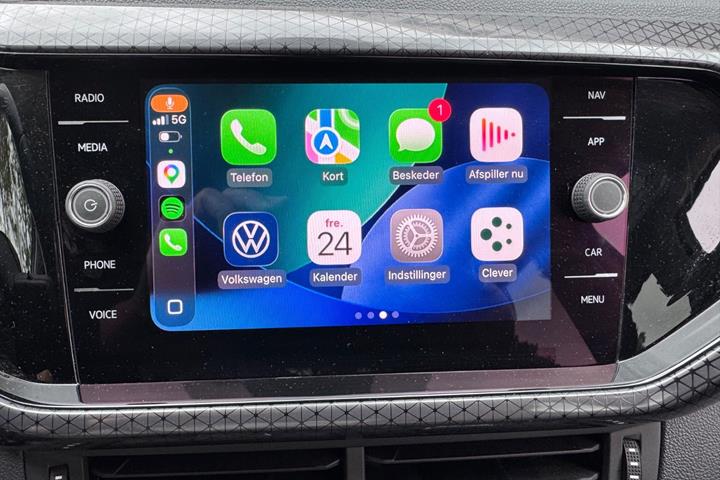 Sølv VW T-Cross fra 2021