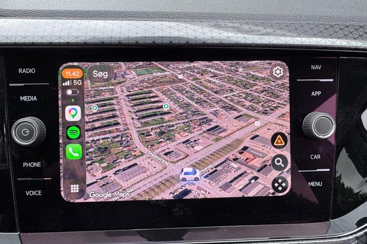 Sølv VW T-Cross fra 2021