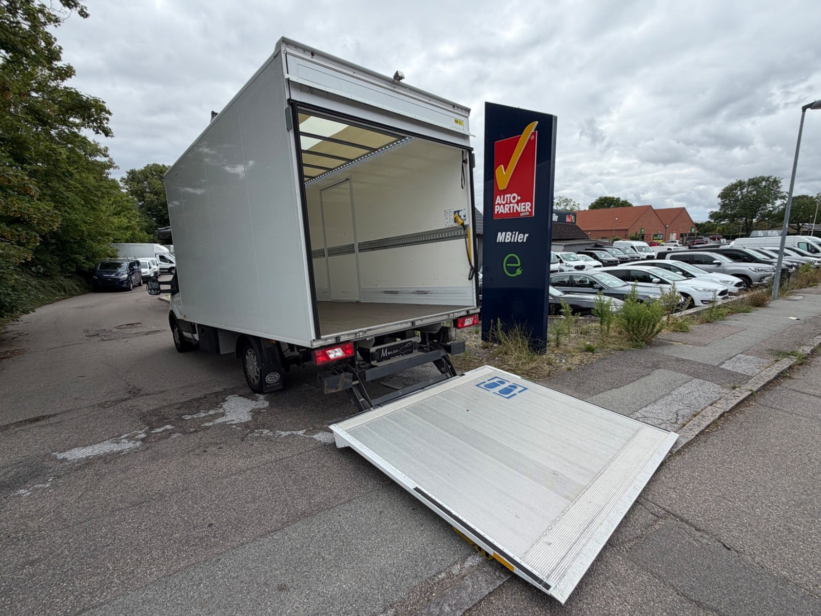 Hvid Ford Transit 350 L3 Chassis fra 2023