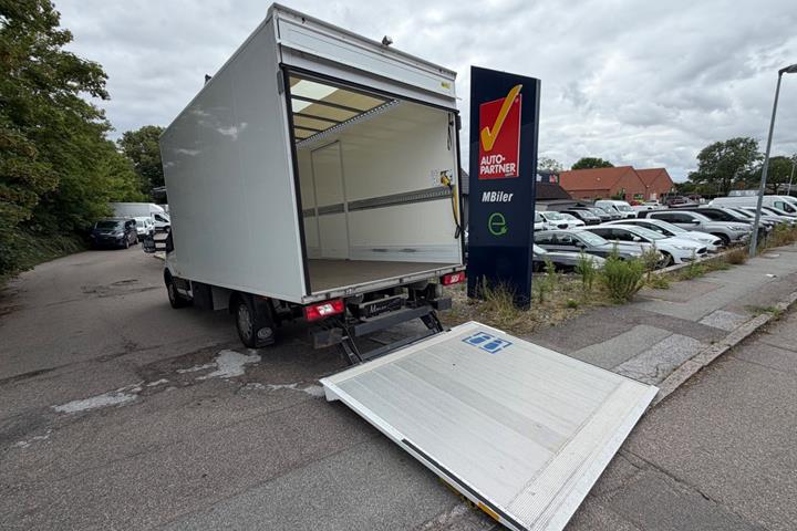 Hvid Ford Transit 350 L3 Chassis fra 2023