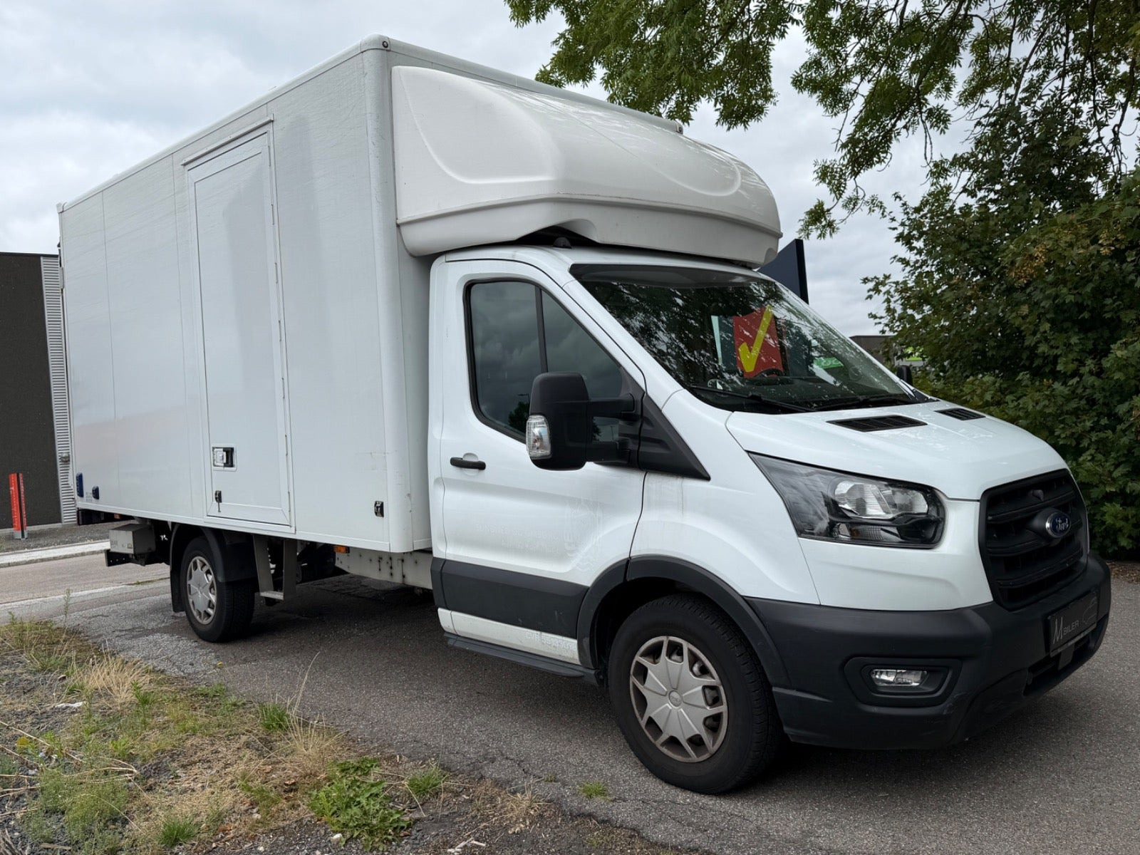 Hvid Ford Transit 350 L3 Chassis fra 2023