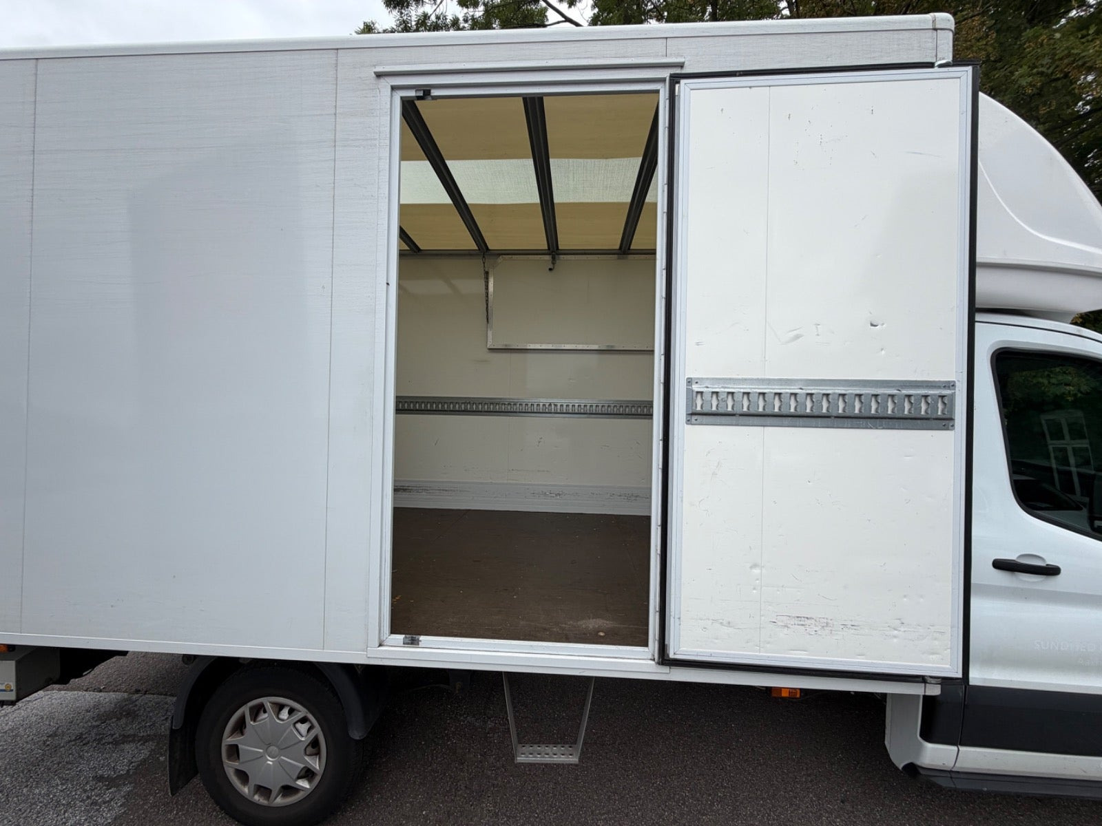 Hvid Ford Transit 350 L3 Chassis fra 2023