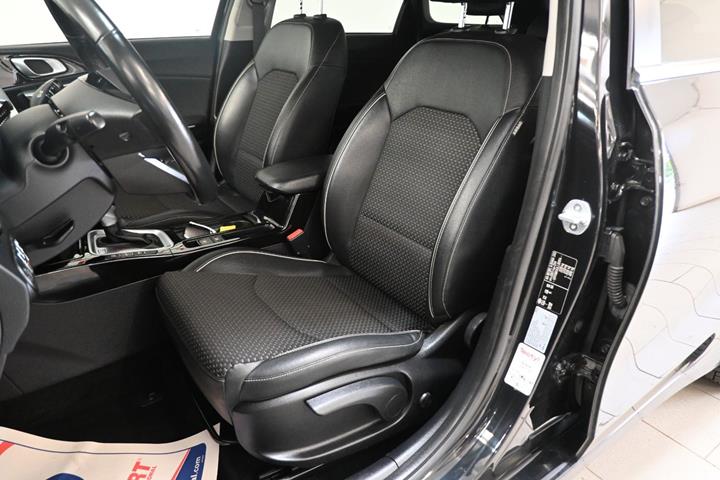 Sort Kia Ceed fra 2020