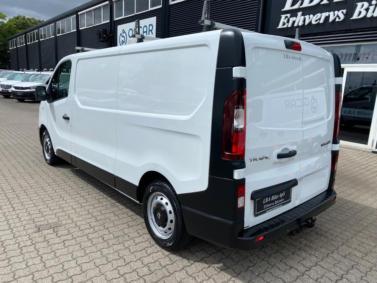 Hvid Renault Trafic T29 fra 2020