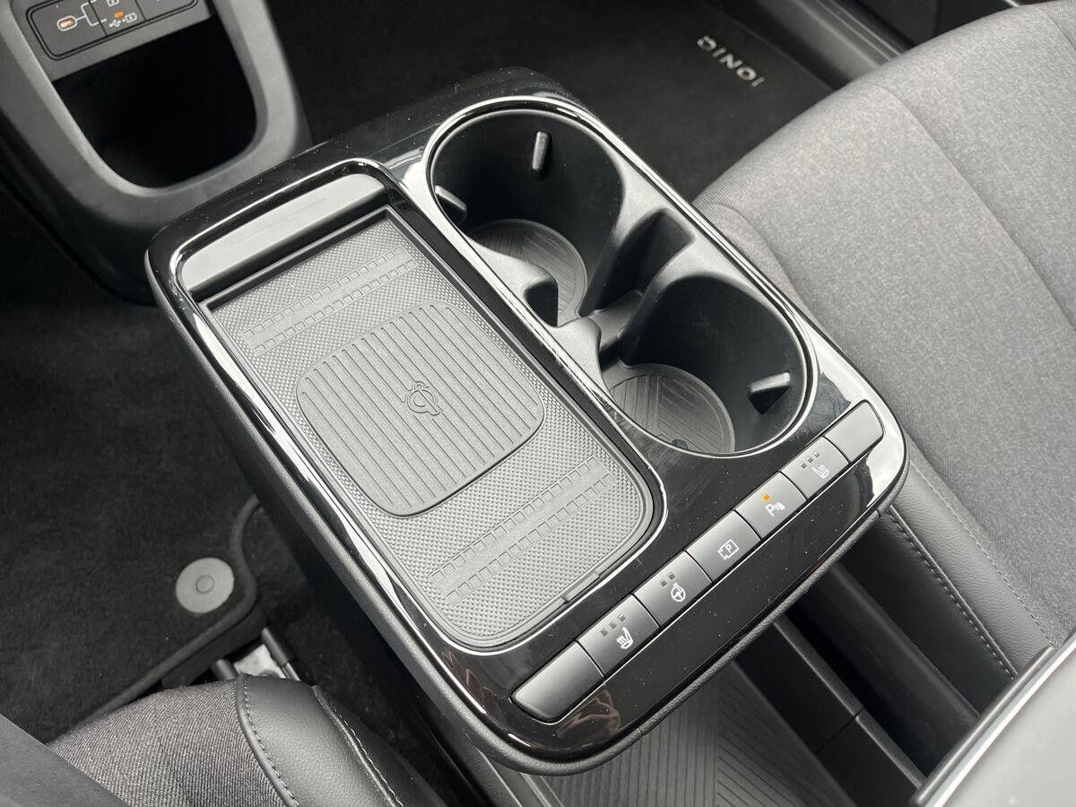 Hvid Hyundai Ioniq 5 fra 2025