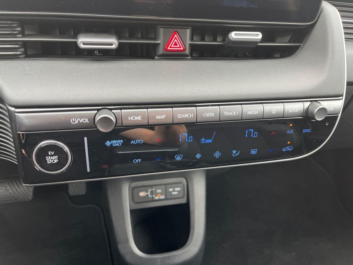 Hvid Hyundai Ioniq 5 fra 2025