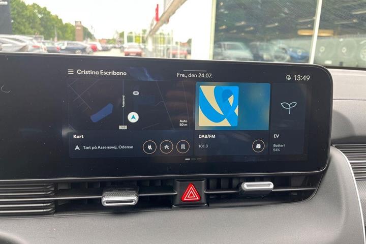 Hvid Hyundai Ioniq 5 fra 2025