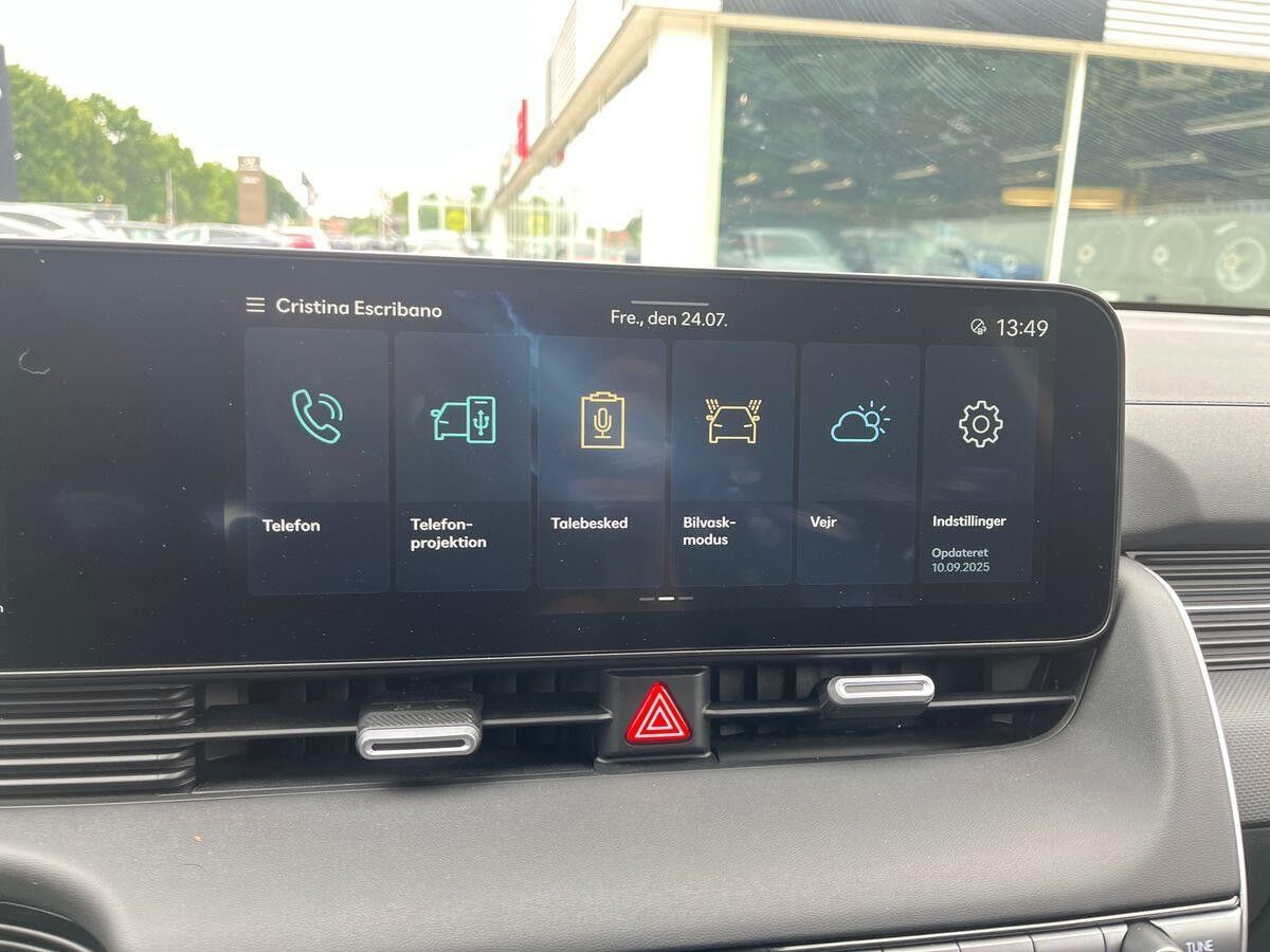 Hvid Hyundai Ioniq 5 fra 2025