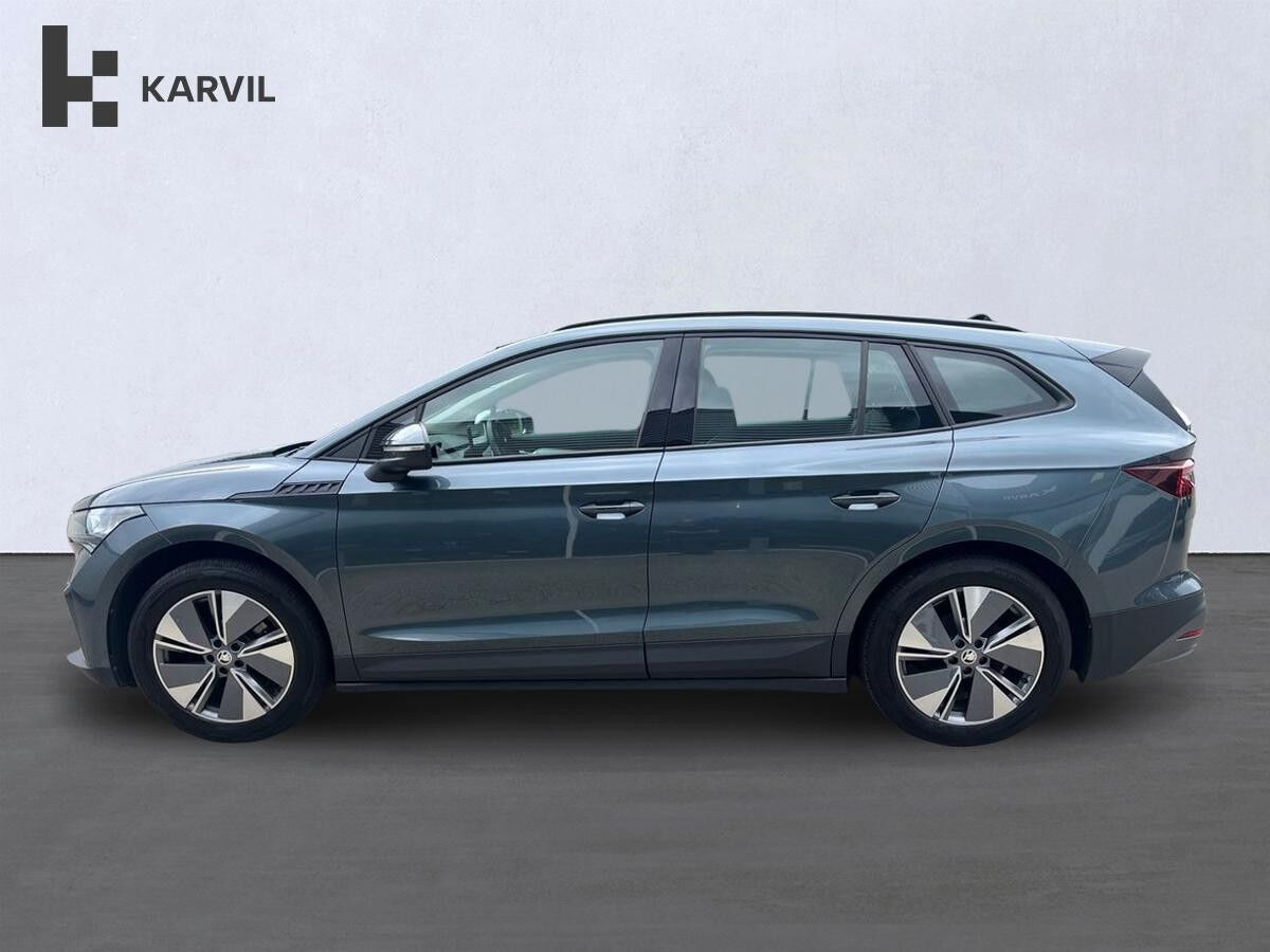 Grå Skoda Enyaq fra 2021