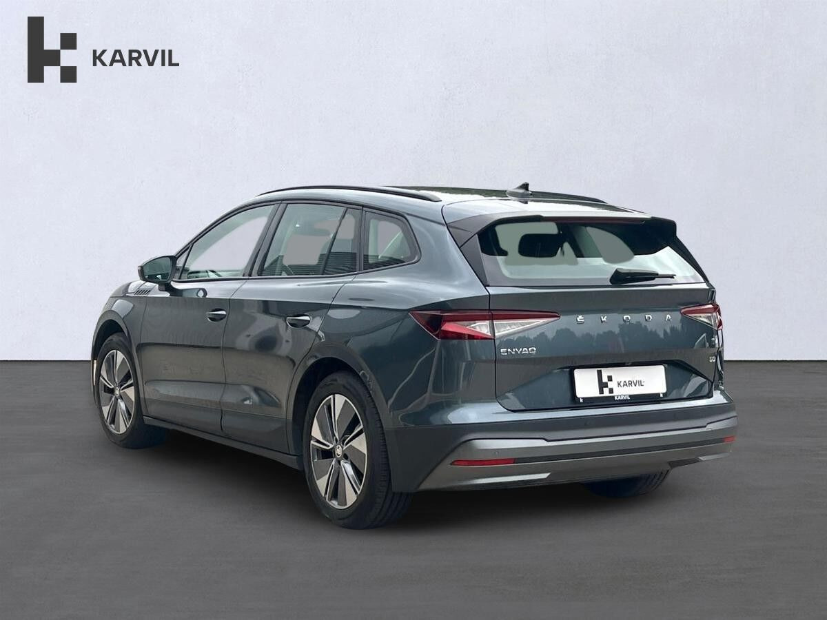 Grå Skoda Enyaq fra 2021