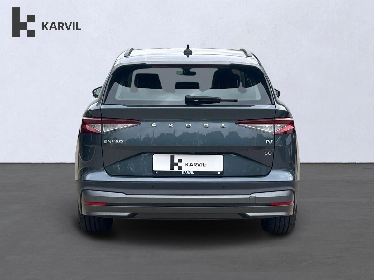 Grå Skoda Enyaq fra 2021