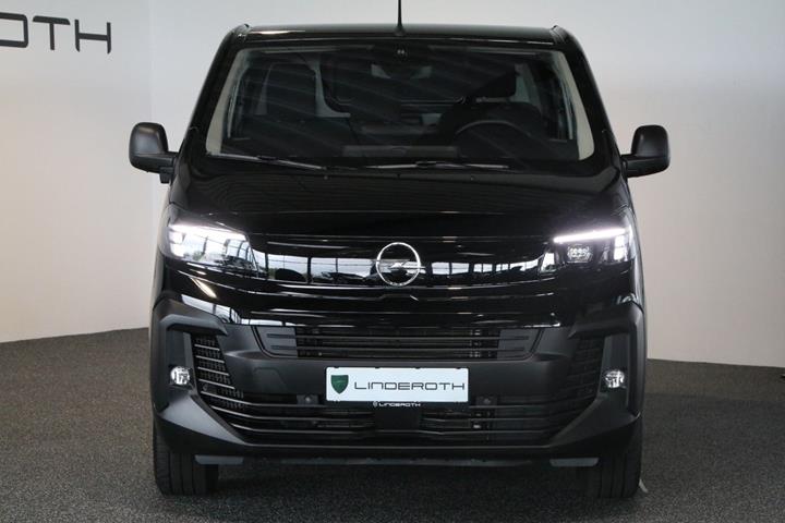 Sort Opel Vivaro fra 2025