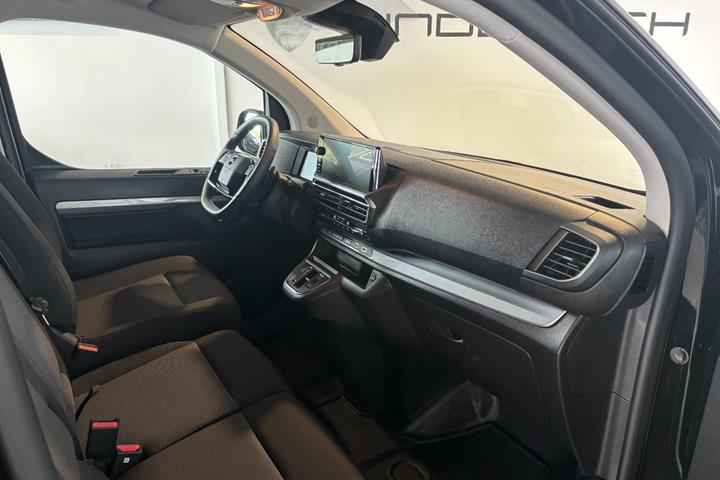 Sort Opel Vivaro fra 2025