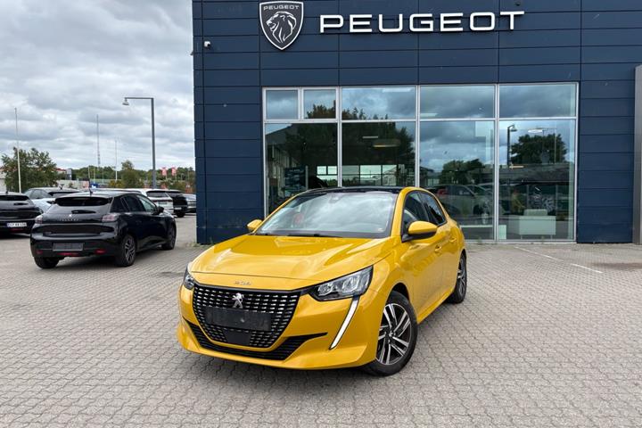 Rød Peugeot 208 fra 2020