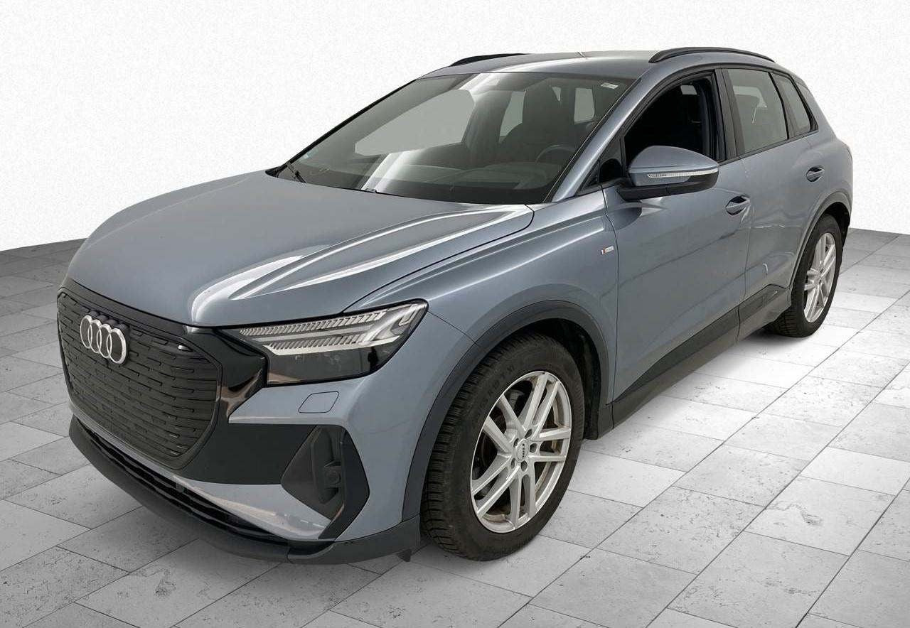 Blå Audi Q4 e-tron fra 2025