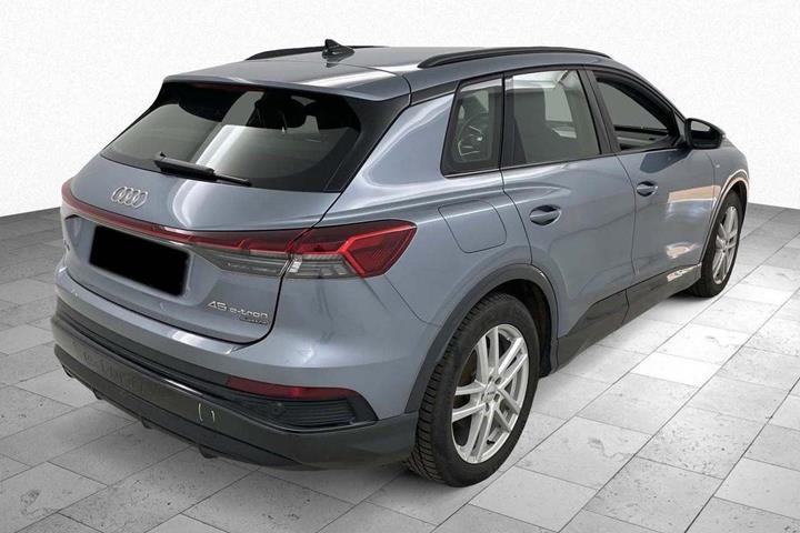 Blå Audi Q4 e-tron fra 2025