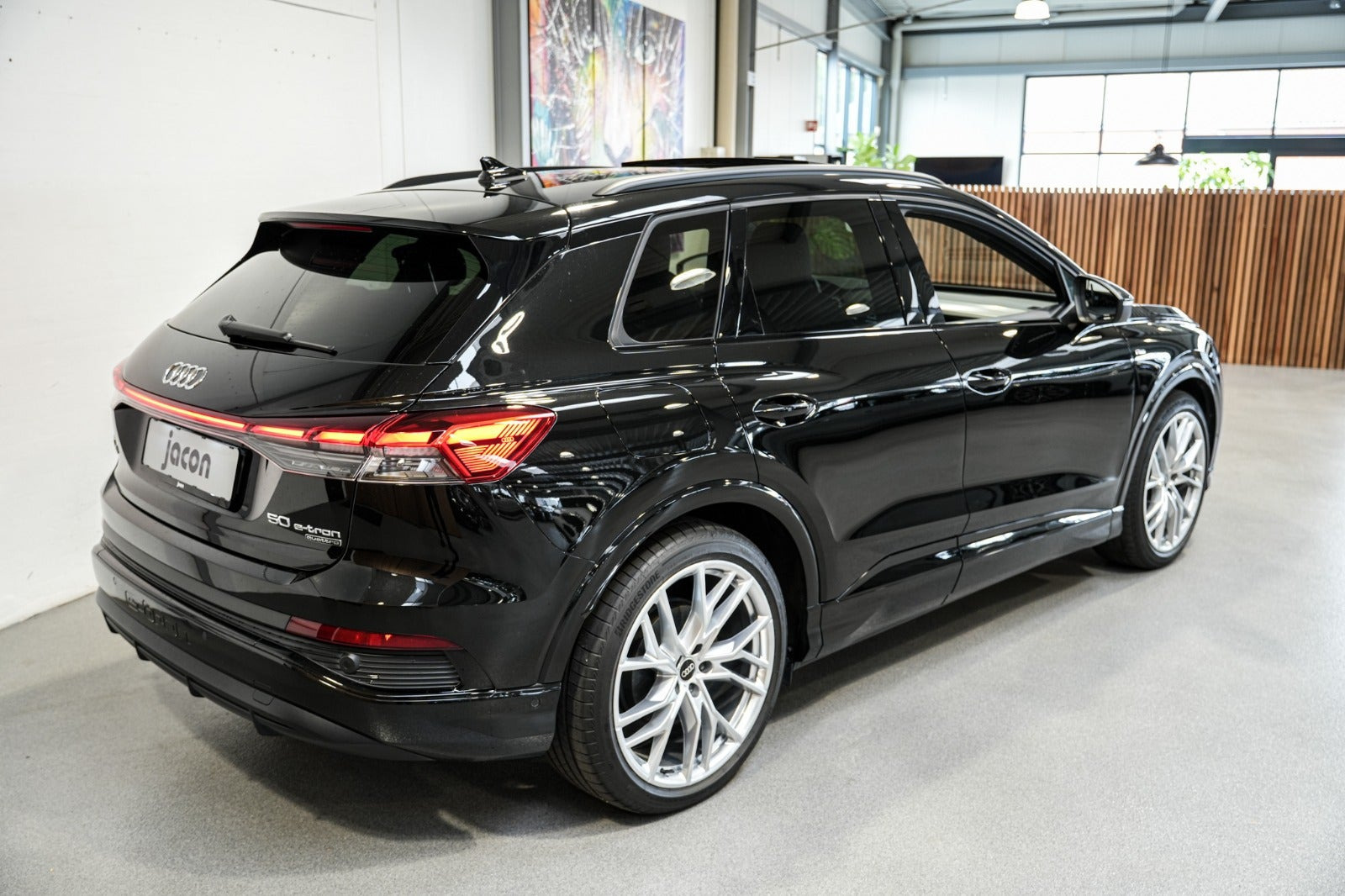 Sort Audi Q4 e-tron fra 2023