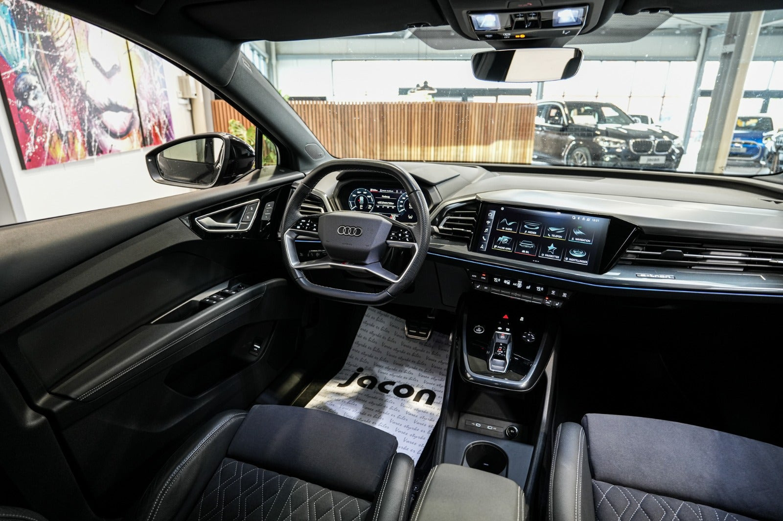Sort Audi Q4 e-tron fra 2023