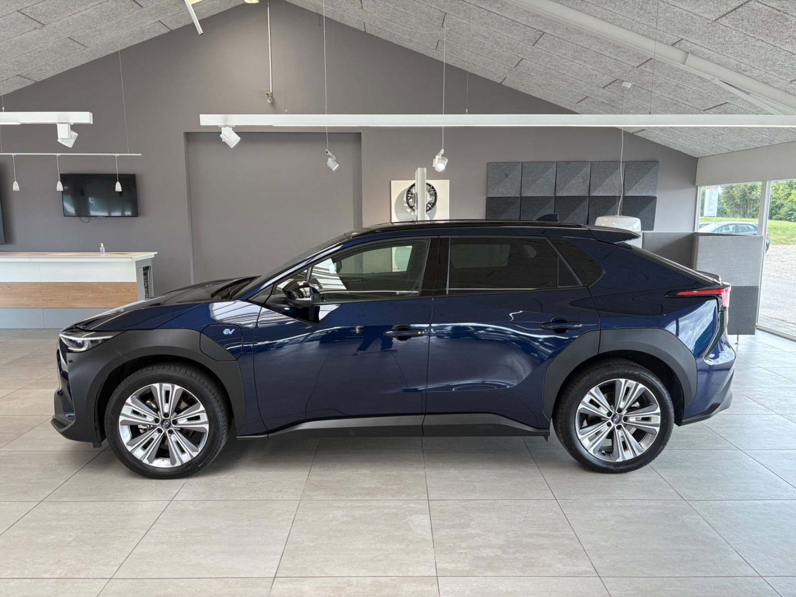 Blå Subaru Solterra fra 2025