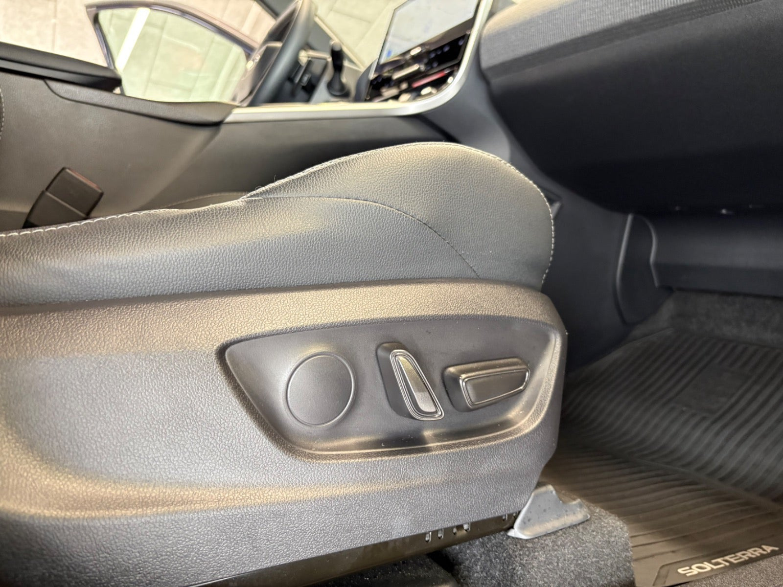 Blå Subaru Solterra fra 2025