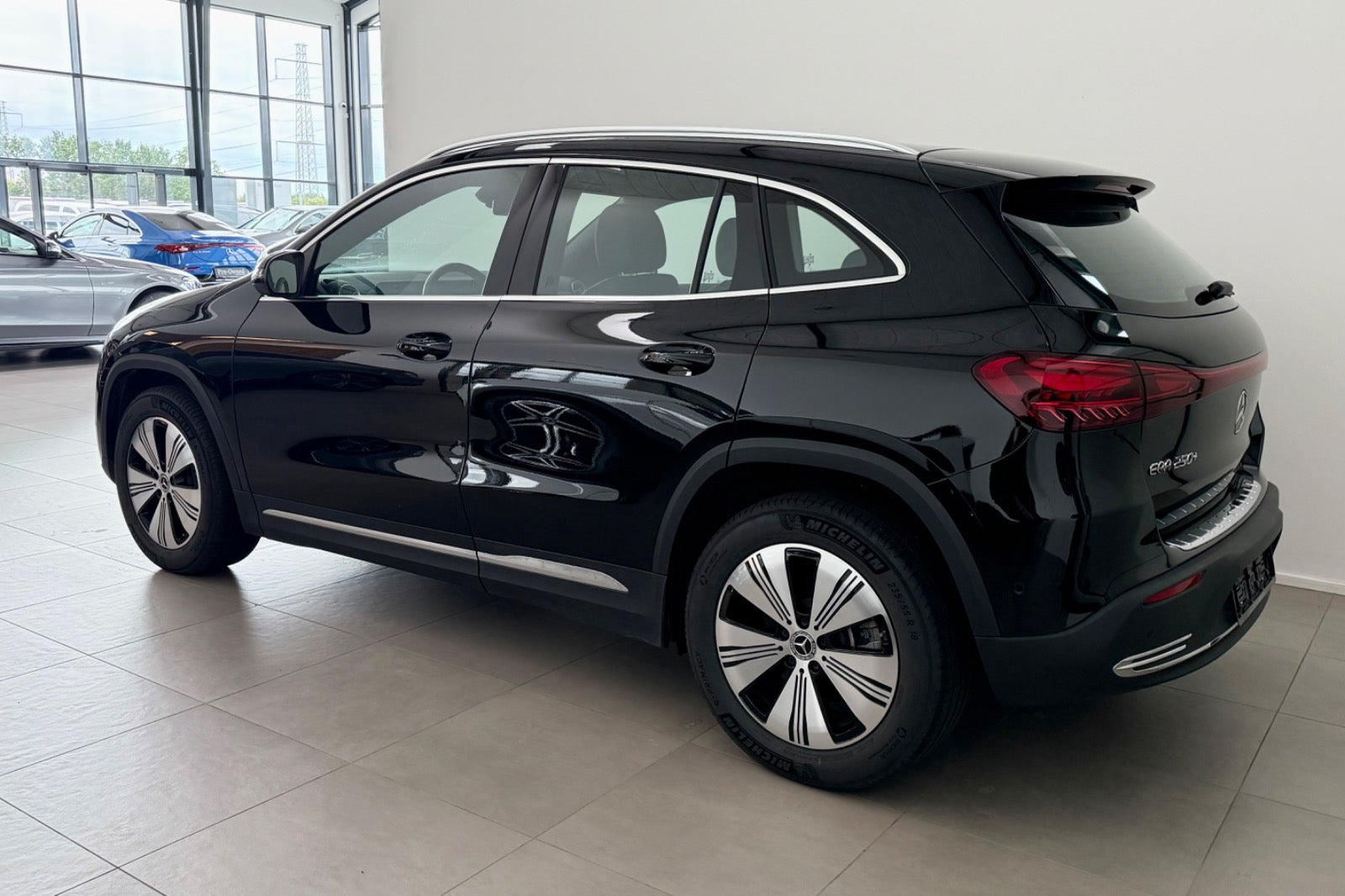 Sort Mercedes EQA250+ fra 2026