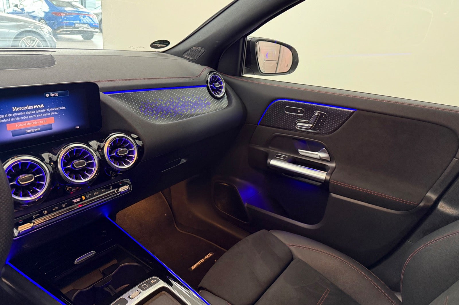 Hvid Mercedes EQA250+ fra 2026