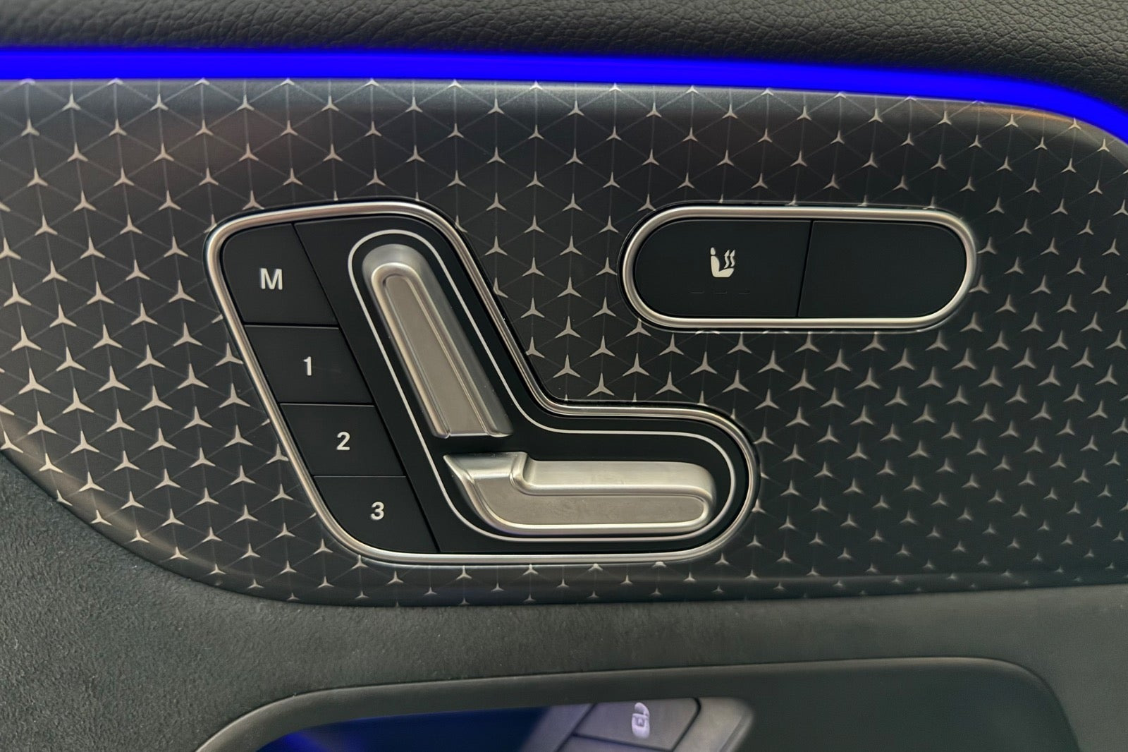 Hvid Mercedes EQA250+ fra 2026