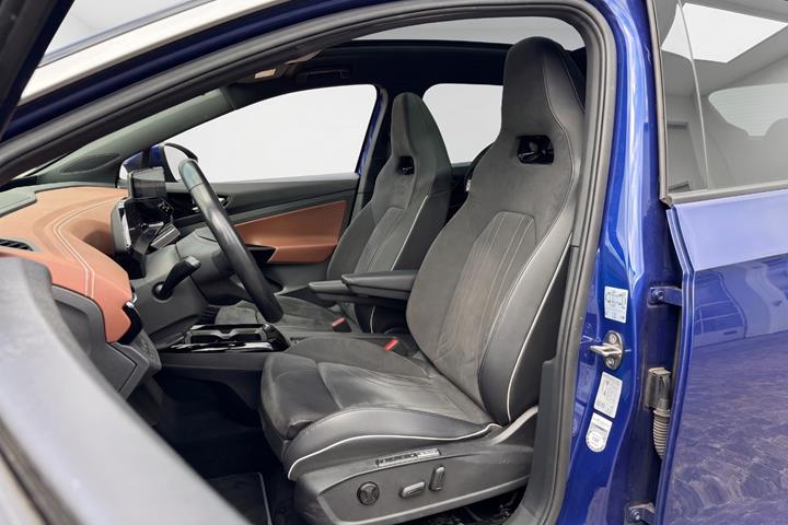 Blå VW ID.4 fra 2021