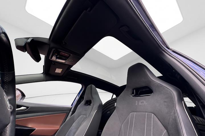 Blå VW ID.4 fra 2021