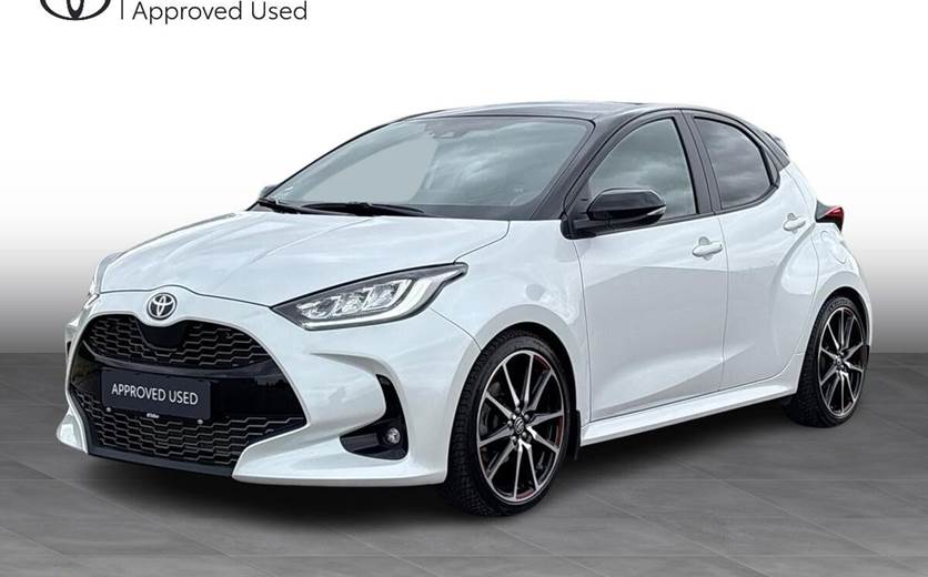 Toyota Yaris 1,5 Hybrid GR Sport Panorama 116HK 5d Trinl. Gear