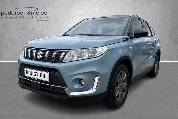 Blå Suzuki Vitara fra 2020 set udefra
