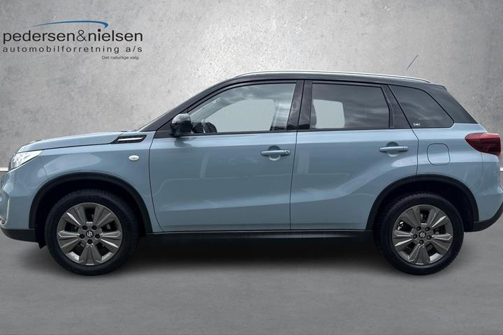 Blå Suzuki Vitara fra 2020