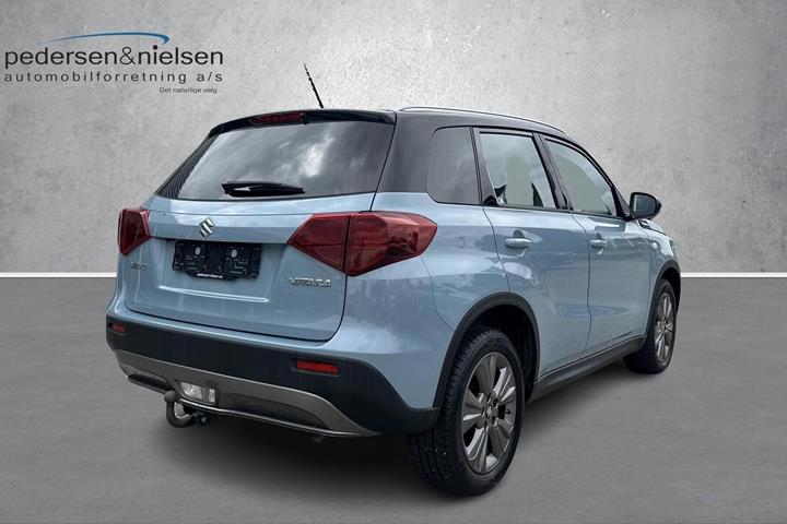 Blå Suzuki Vitara fra 2020