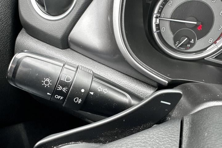 Blå Suzuki Vitara fra 2020