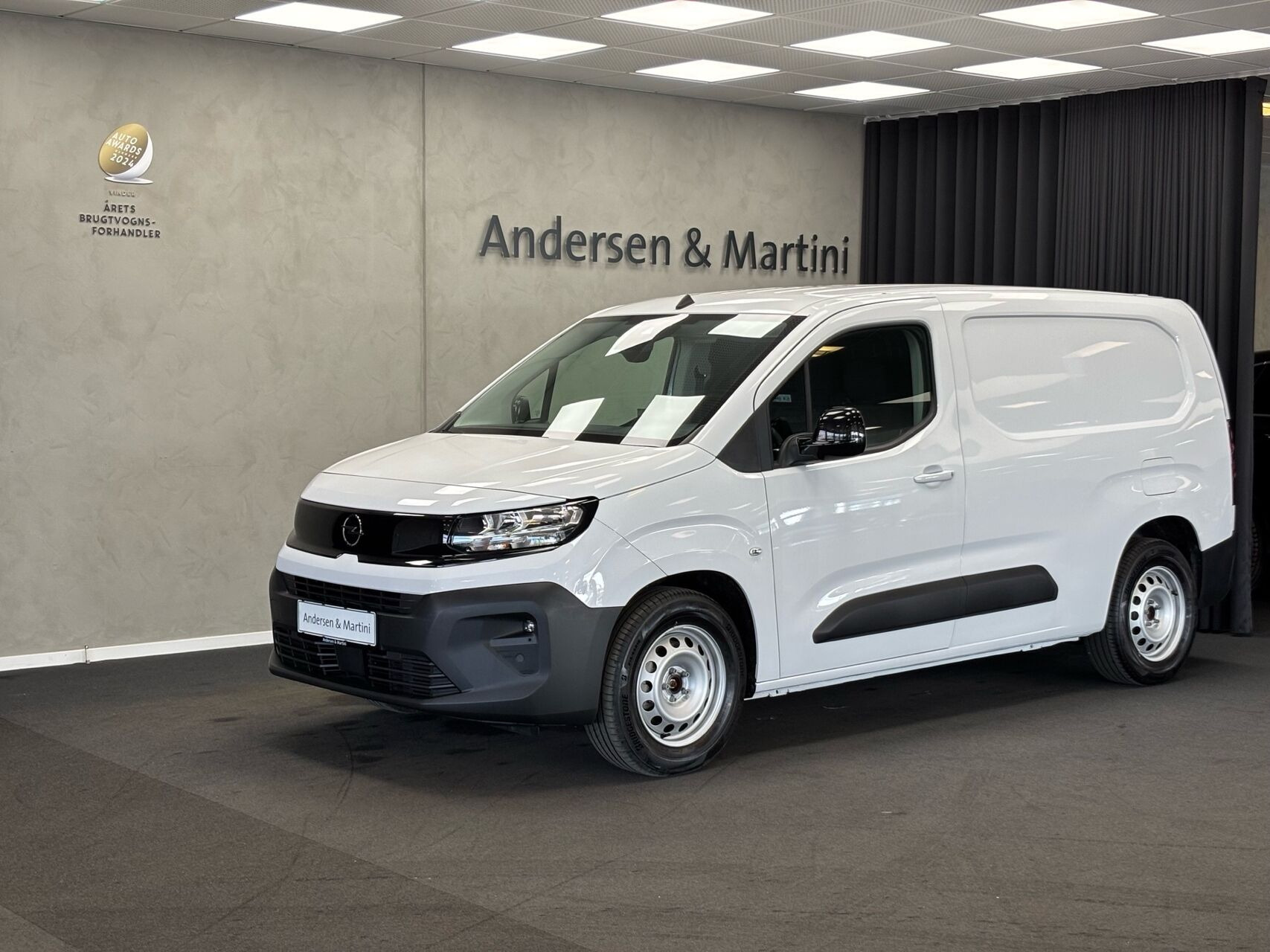 Opel Combo-e L2 EL 136HK Van Aut.
