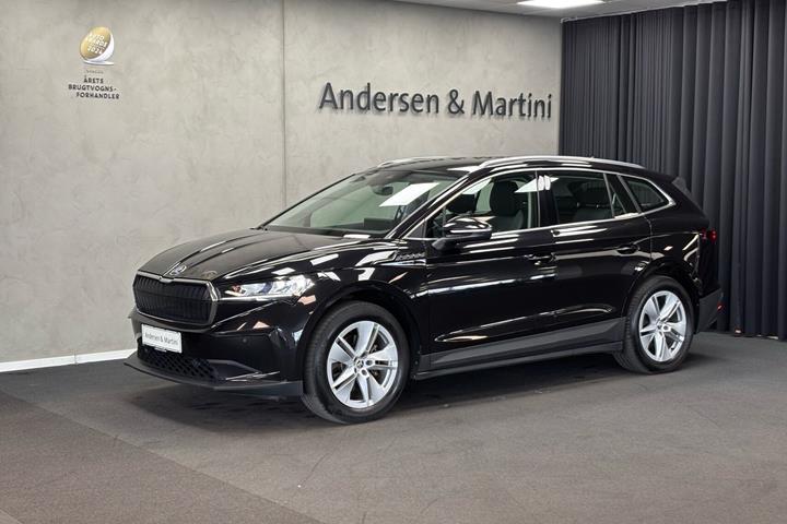 Sort Skoda Enyaq fra 2023
