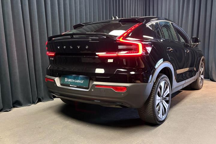 Sort Volvo C40 fra 2023
