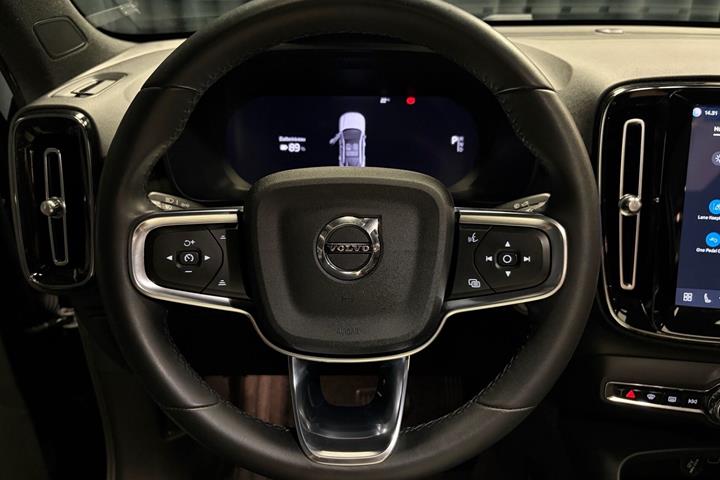 Sort Volvo C40 fra 2023