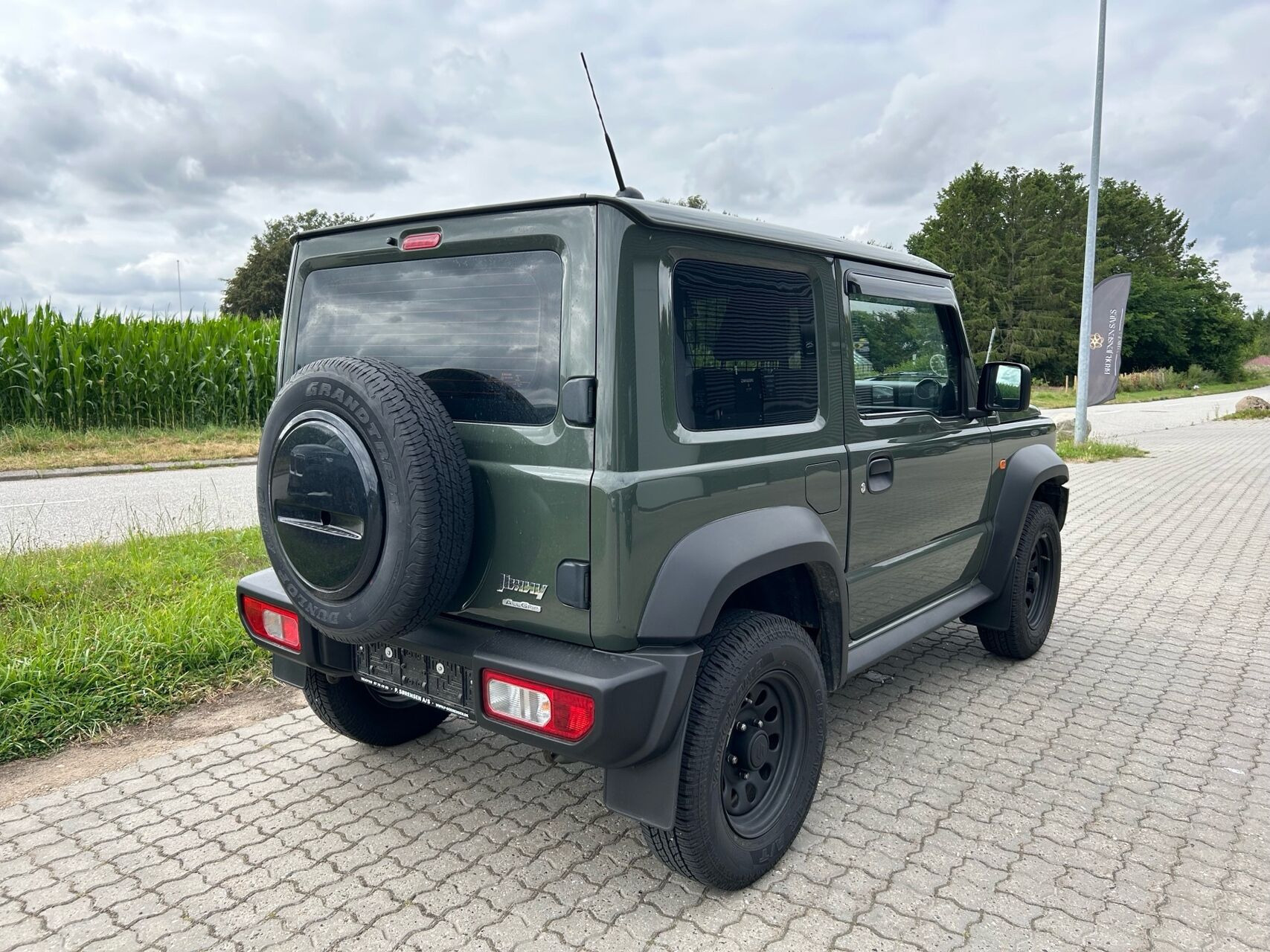 Grøn Suzuki Jimny fra 2023