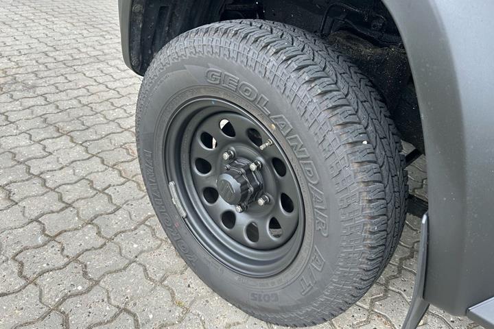 Grøn Suzuki Jimny fra 2023